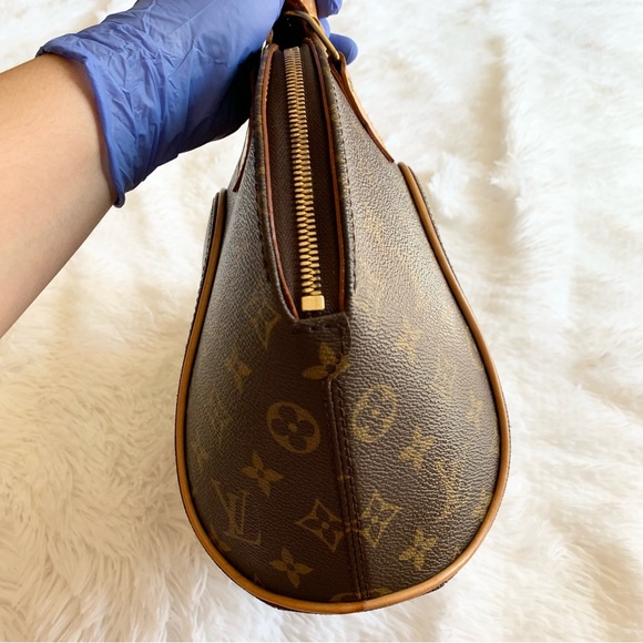 Authentic LV Monogram Ellipse PM with dustbag - Picture 6 of 17